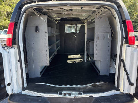 2017 Chevrolet Express 2500