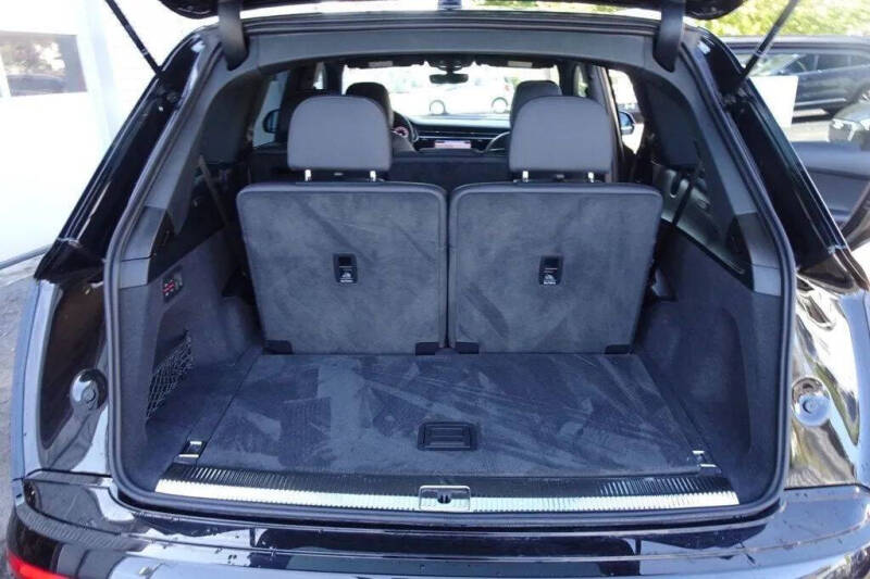 2025 Audi Q7 quattro Premium Plus 55 TFSI