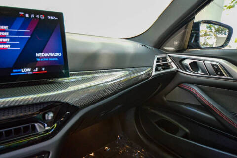 2025 BMW M4 CS