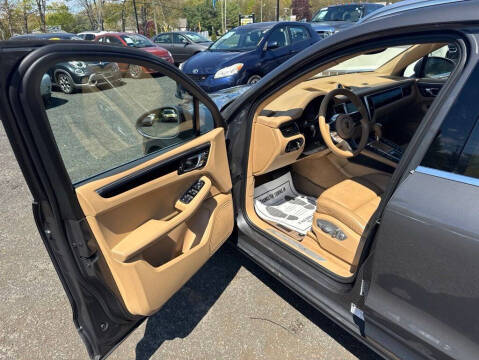 2016 Porsche Macan S