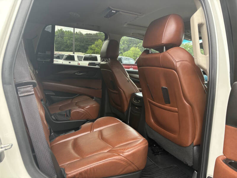 2015 Cadillac Escalade Luxury