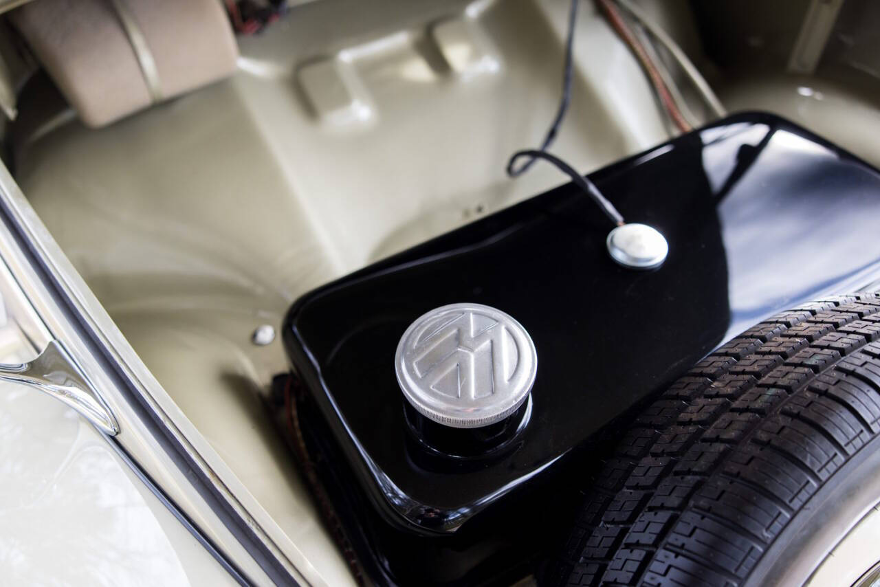 1955 Volkswagen Beetle 46