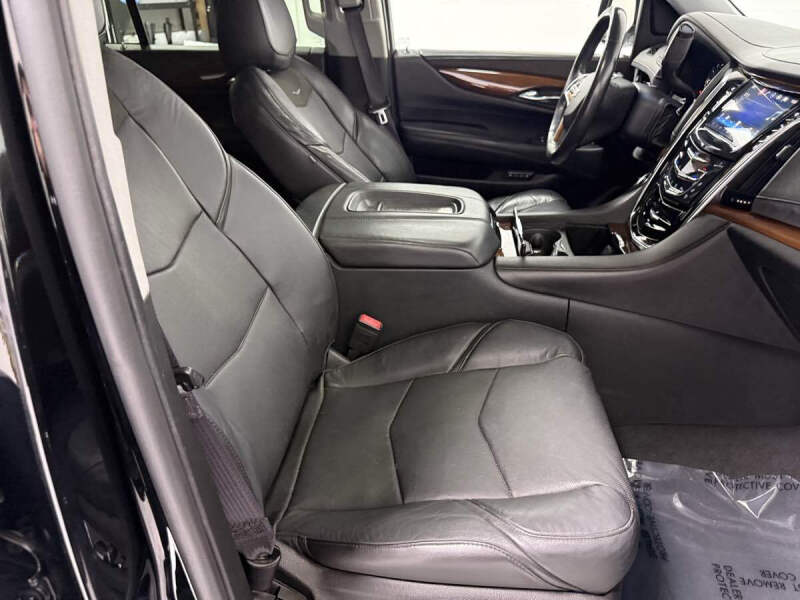 2016 Cadillac Escalade ESV Premium Collection