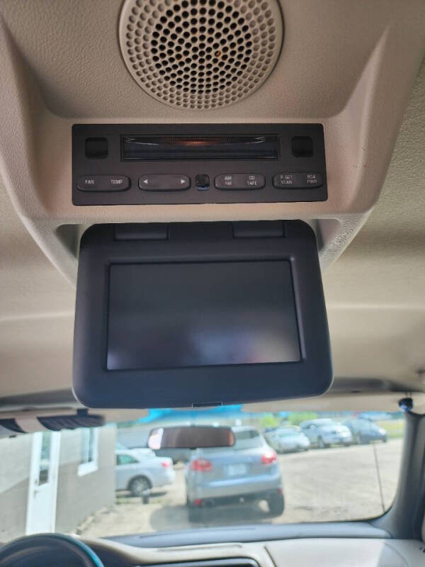 2003 Pontiac Montana MontanaVision