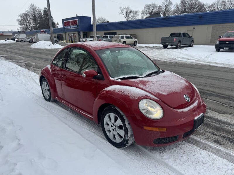 2009 Volkswagen New Beetle Base