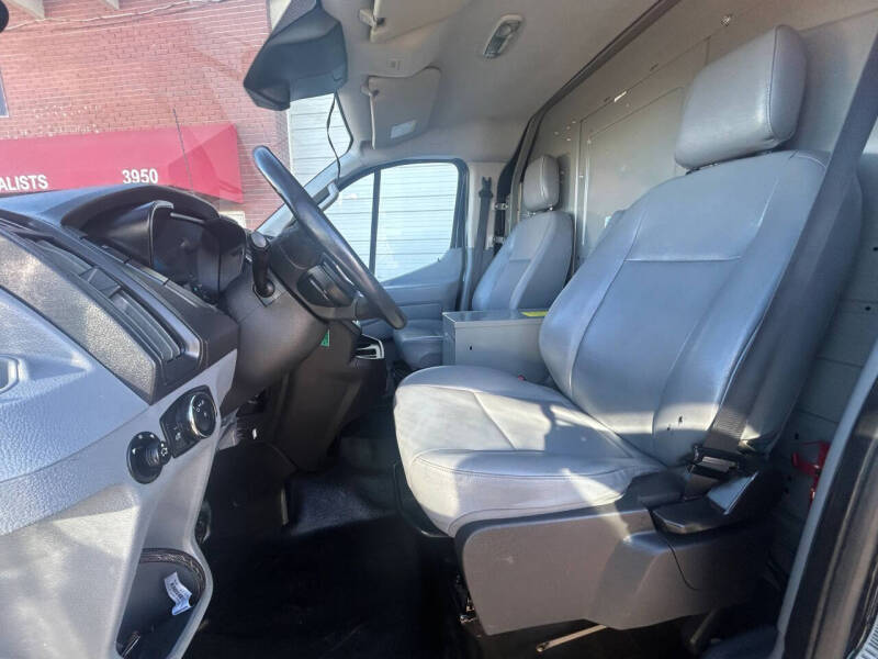 2017 Ford Transit 150