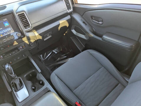 2024 Nissan Frontier SV