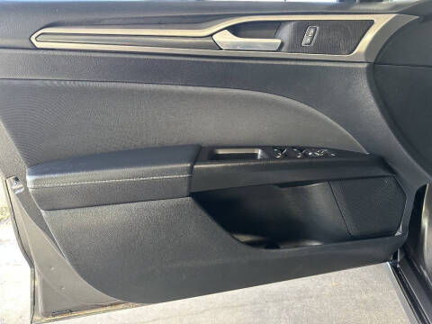 2017 Ford Fusion S