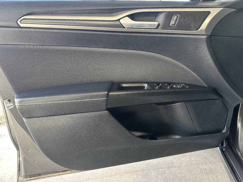 2017 Ford Fusion S