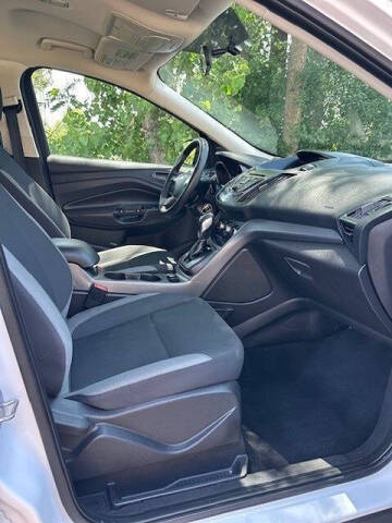2014 Ford Escape S
