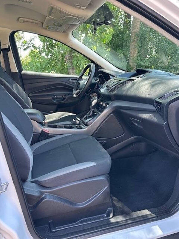 2014 Ford Escape S