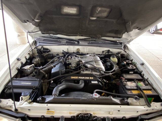 2000 Toyota 4Runner SR5