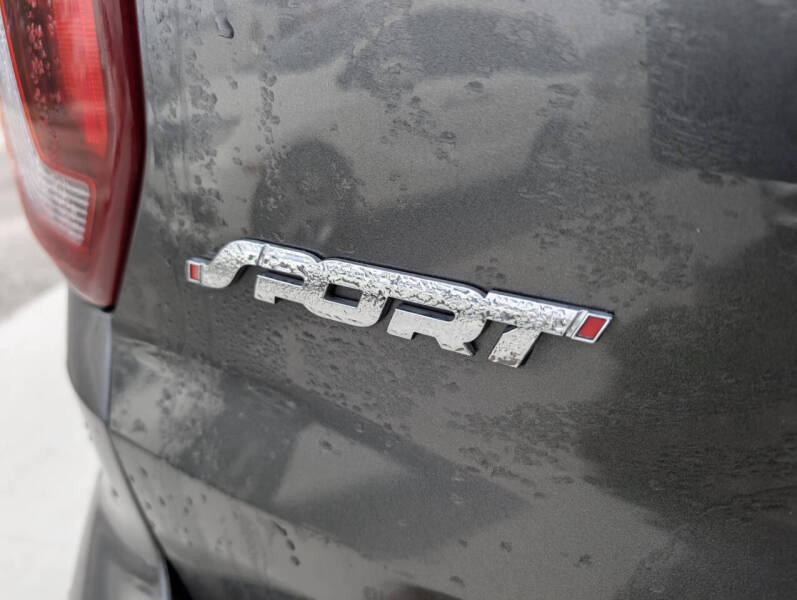 2017 Ford Explorer Sport