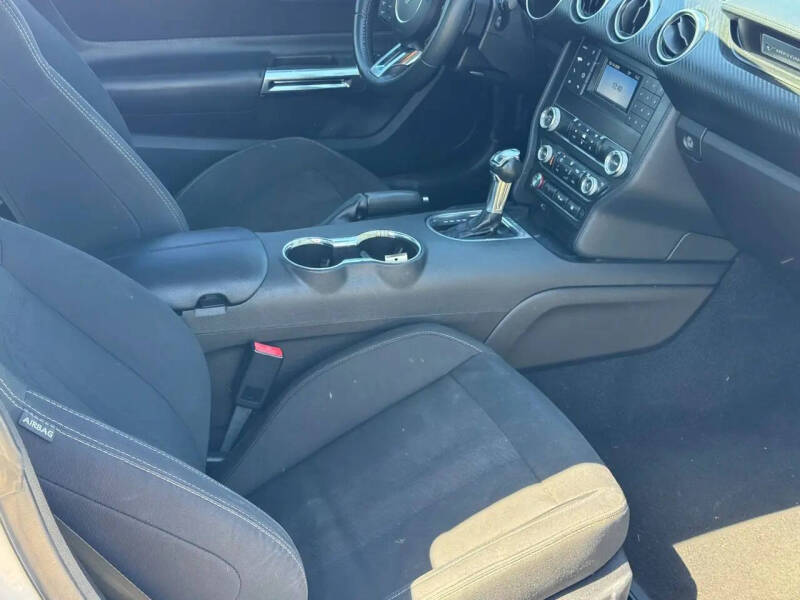 2019 Ford Mustang EcoBoost