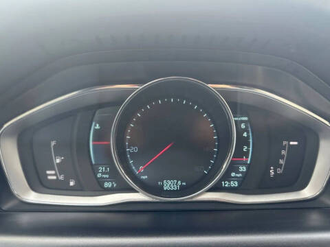 2015 Volvo XC60 T5 Drive-E Premier Plus