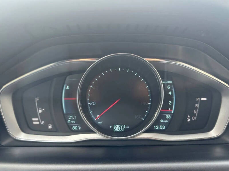 2015 Volvo XC60 T5 Drive-E Premier Plus