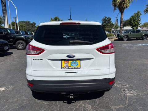 2016 Ford Escape S
