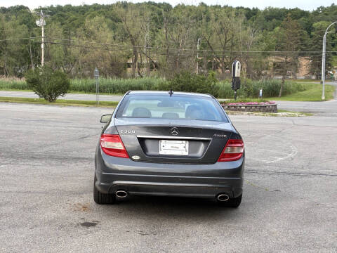 2011 Mercedes-Benz C-Class C 300 Luxury 4MATIC
