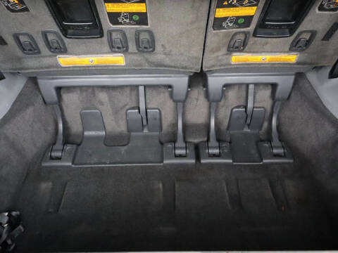 2014 Toyota Sienna SE 8-Passenger