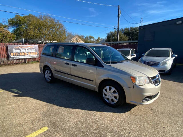 2014 Dodge Grand Caravan American Value Package's photo