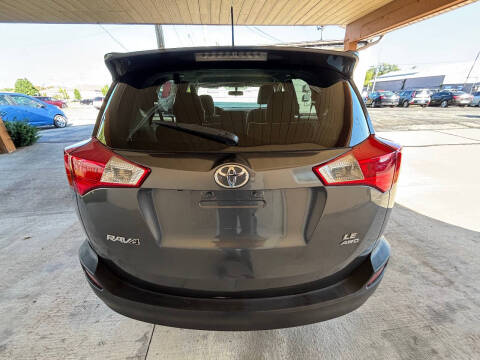 2015 Toyota RAV4 LE