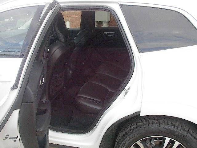 2020 Volvo XC60 T5 Momentum