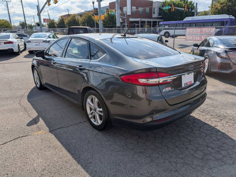 2018 Ford Fusion SE