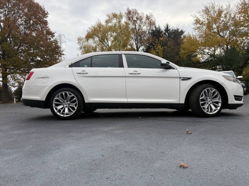 2016 Ford Taurus Limited