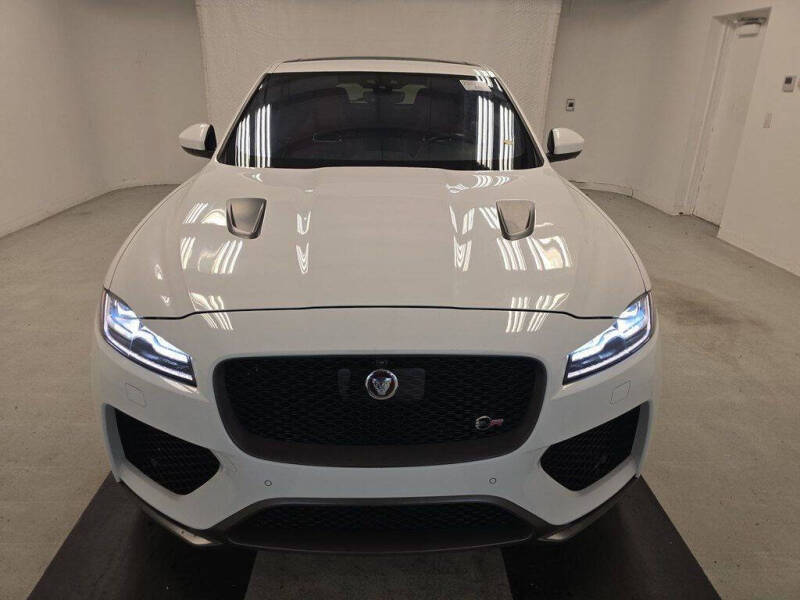 2020 Jaguar F-PACE SVR