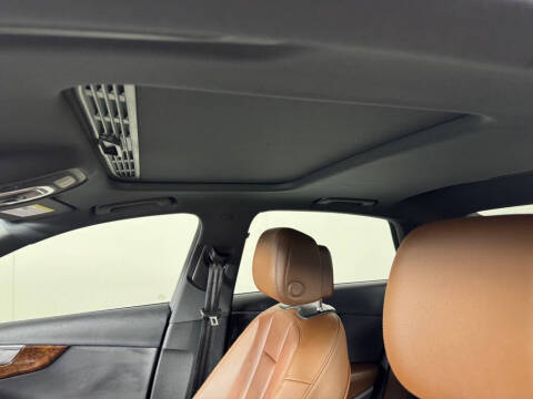 2019 Audi A4 quattro Premium Plus 45 TFSI