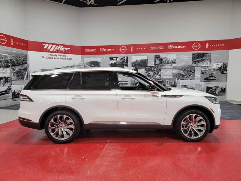 2025 Lincoln Aviator Premiere