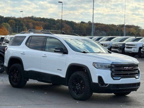 2023 GMC Acadia AT4