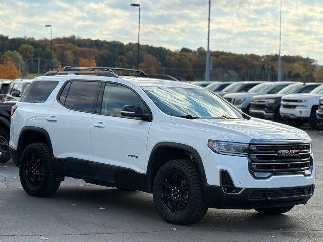 2023 GMC Acadia AT4