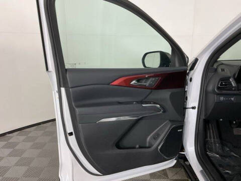 2025 Chevrolet Traverse RS