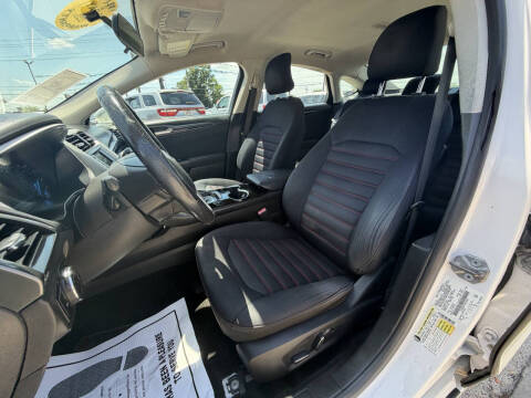 2015 Ford Fusion SE