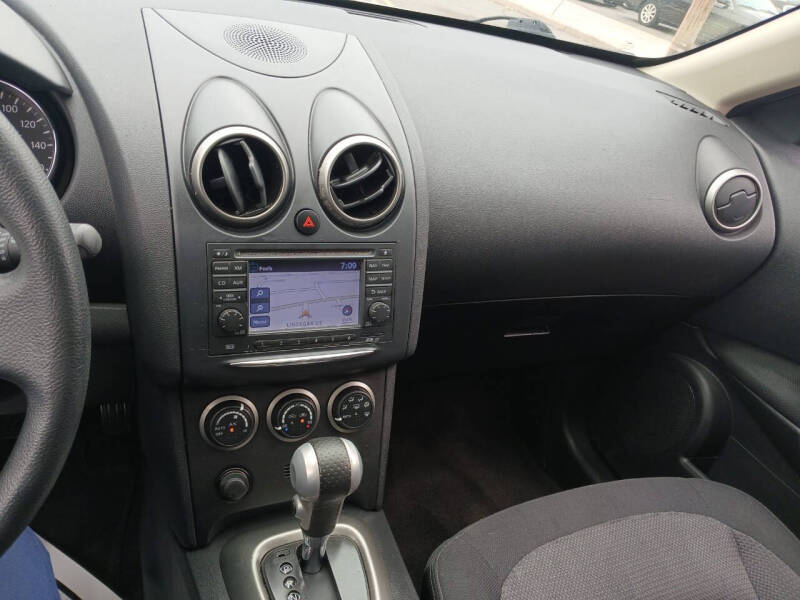 2011 Nissan Rogue SV