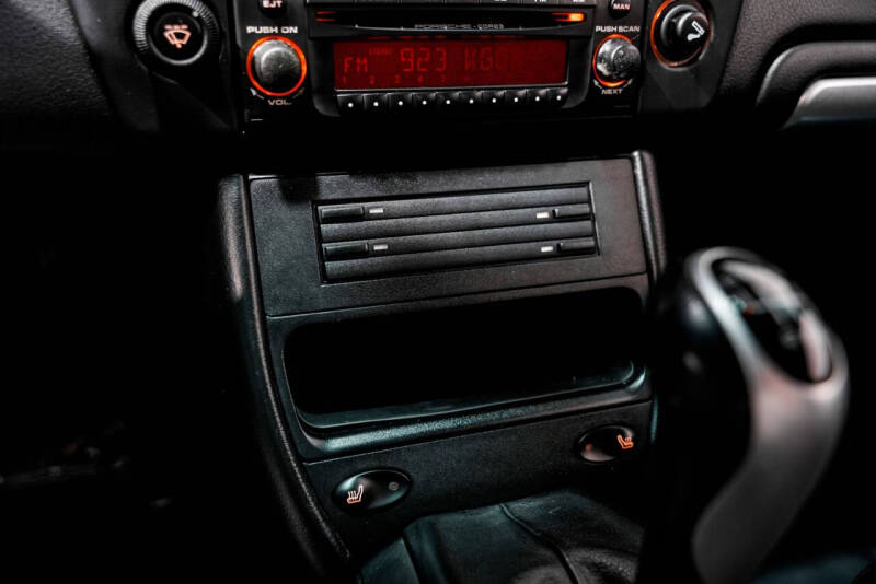 2004 Porsche 911 Carrera
