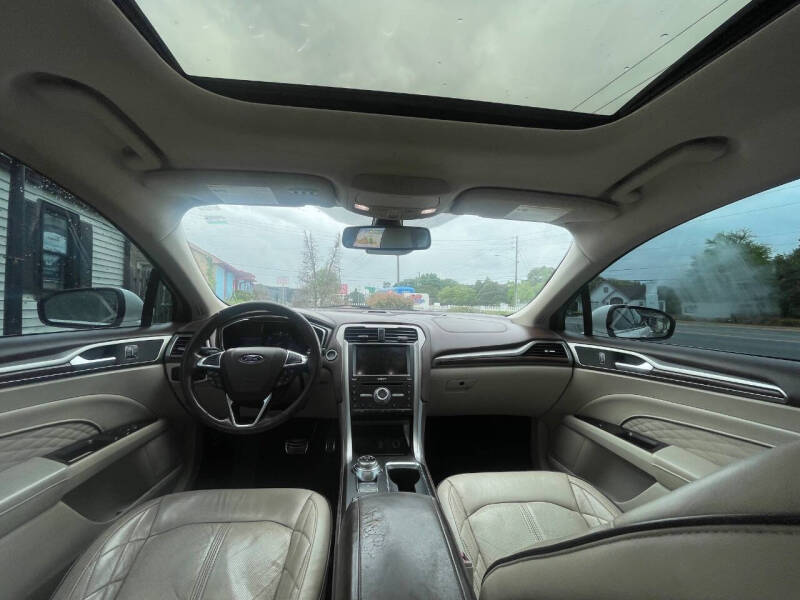 2017 Ford Fusion Platinum