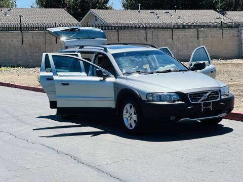 2004 Volvo XC70