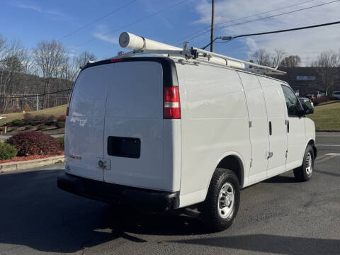 2017 Chevrolet Express 2500
