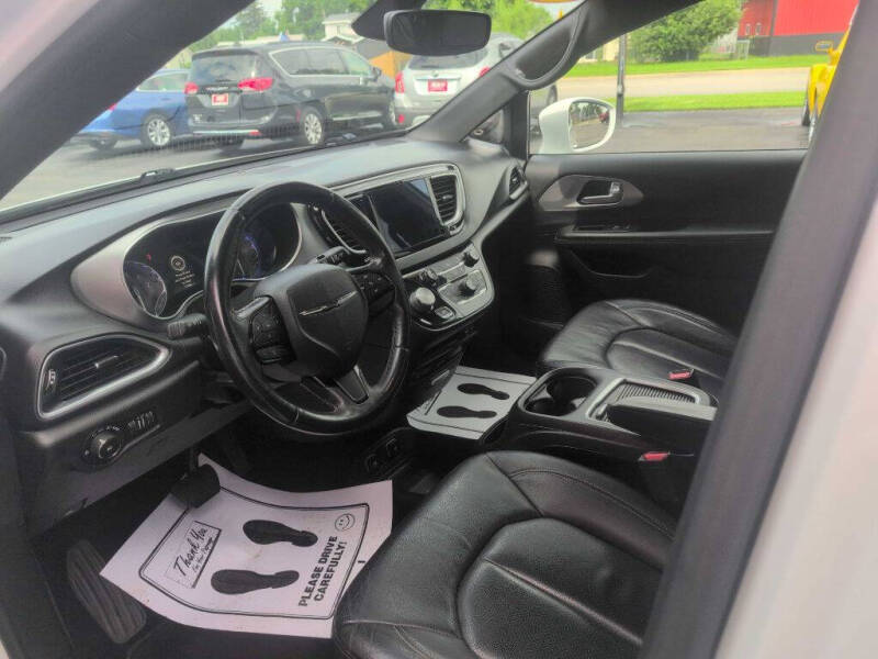 2018 Chrysler Pacifica Touring L Plus