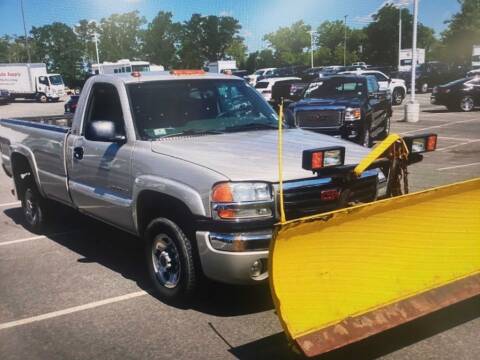 2004 GMC Sierra 2500HD for sale at Automotive Group LLC in Detroit MI