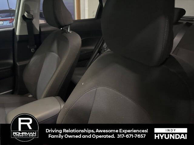 2025 Hyundai Kona SEL Convenience