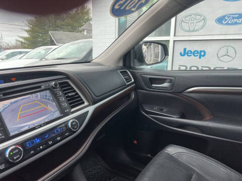 2015 Toyota Highlander Limited Platinum