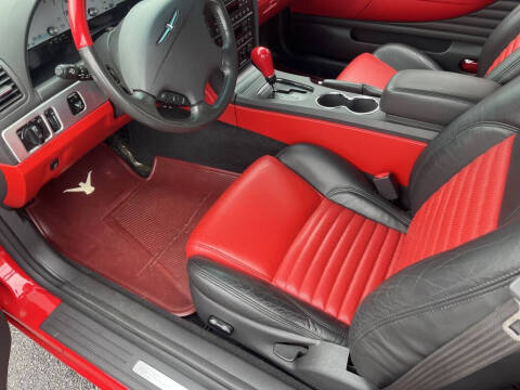 2002 Ford Thunderbird Deluxe