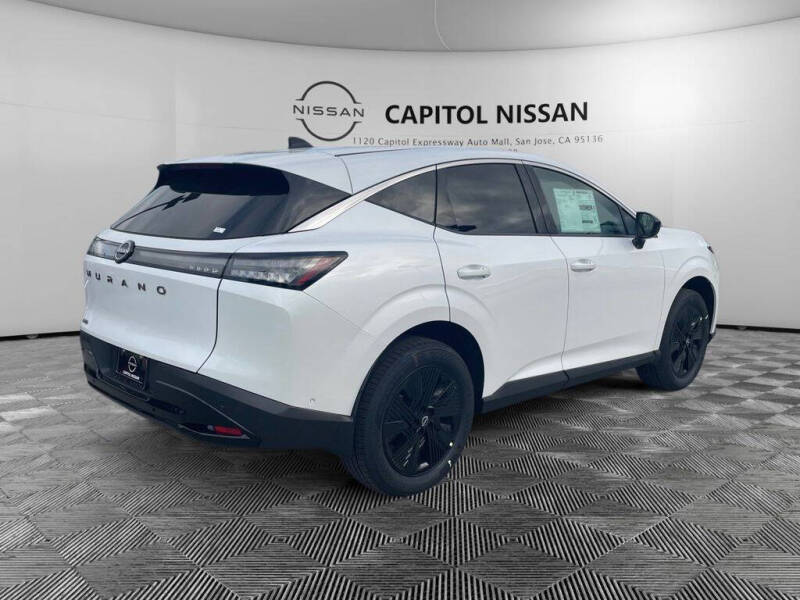 2025 Nissan Murano SV