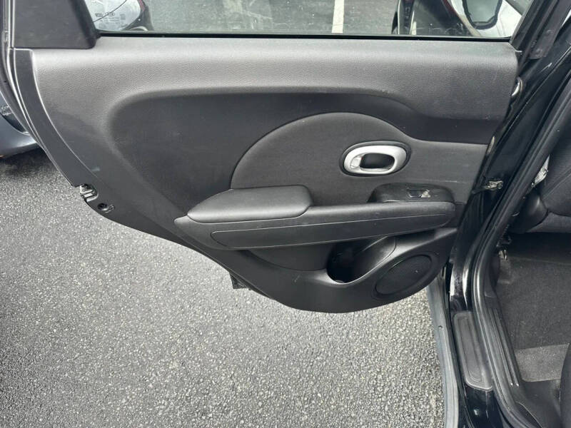 2014 Kia Soul +