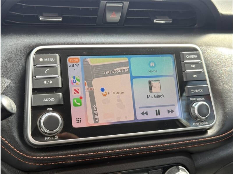 2020 Nissan Kicks SR