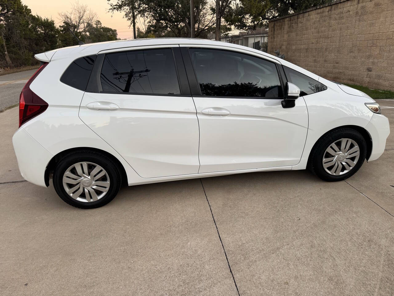 Used Car 2015 Honda Fit  Lx 4dr Hatchback 6m For Sale Under $10,000 In Austin, Texas