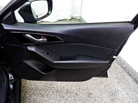 2015 Mazda MAZDA3 i Sport